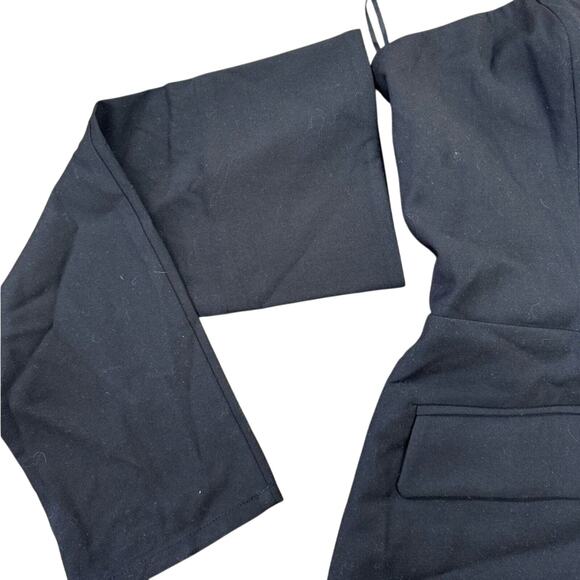 NWT Kianna Magelaki Abril Off Shoulder Black Button Blazer Top Women’s 10 - Picture 5 of 8